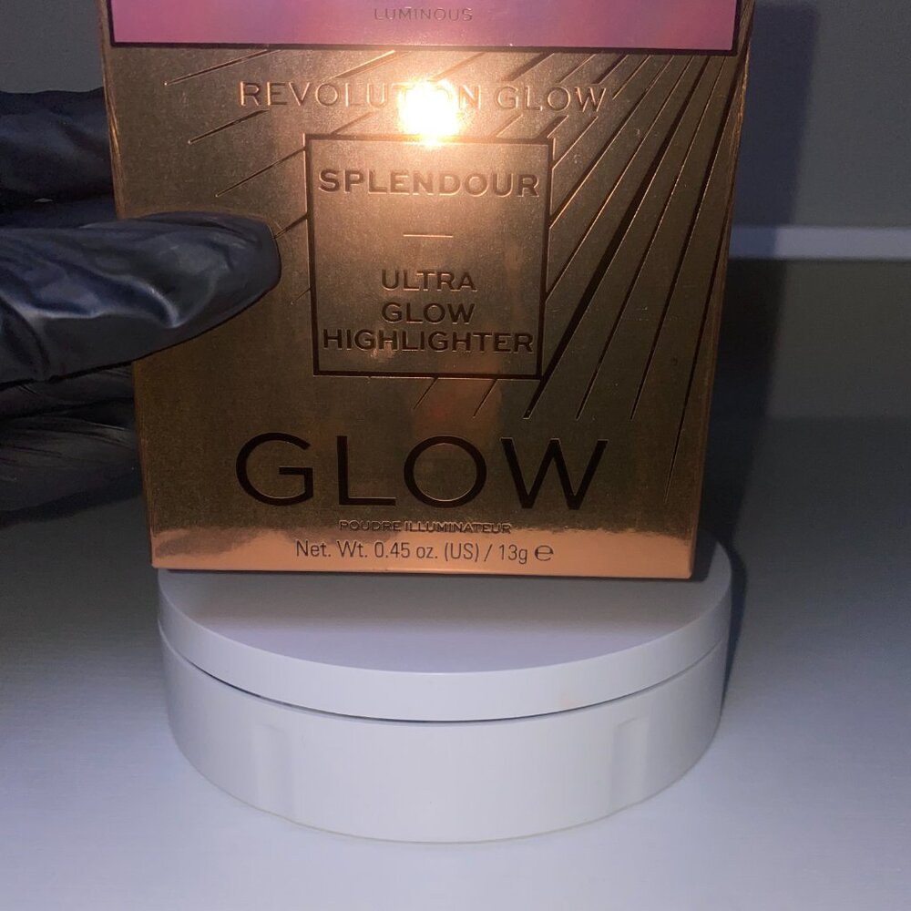 BRAND NEW 20PCS Brand New Revolution makeup & Skincare, WHOLESALE - Picture 13 of 16